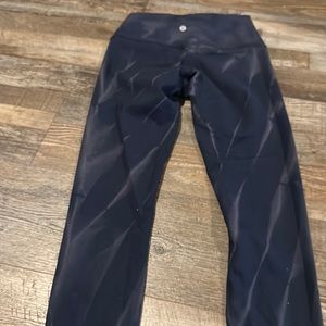 Lululemon size 6 leggings
